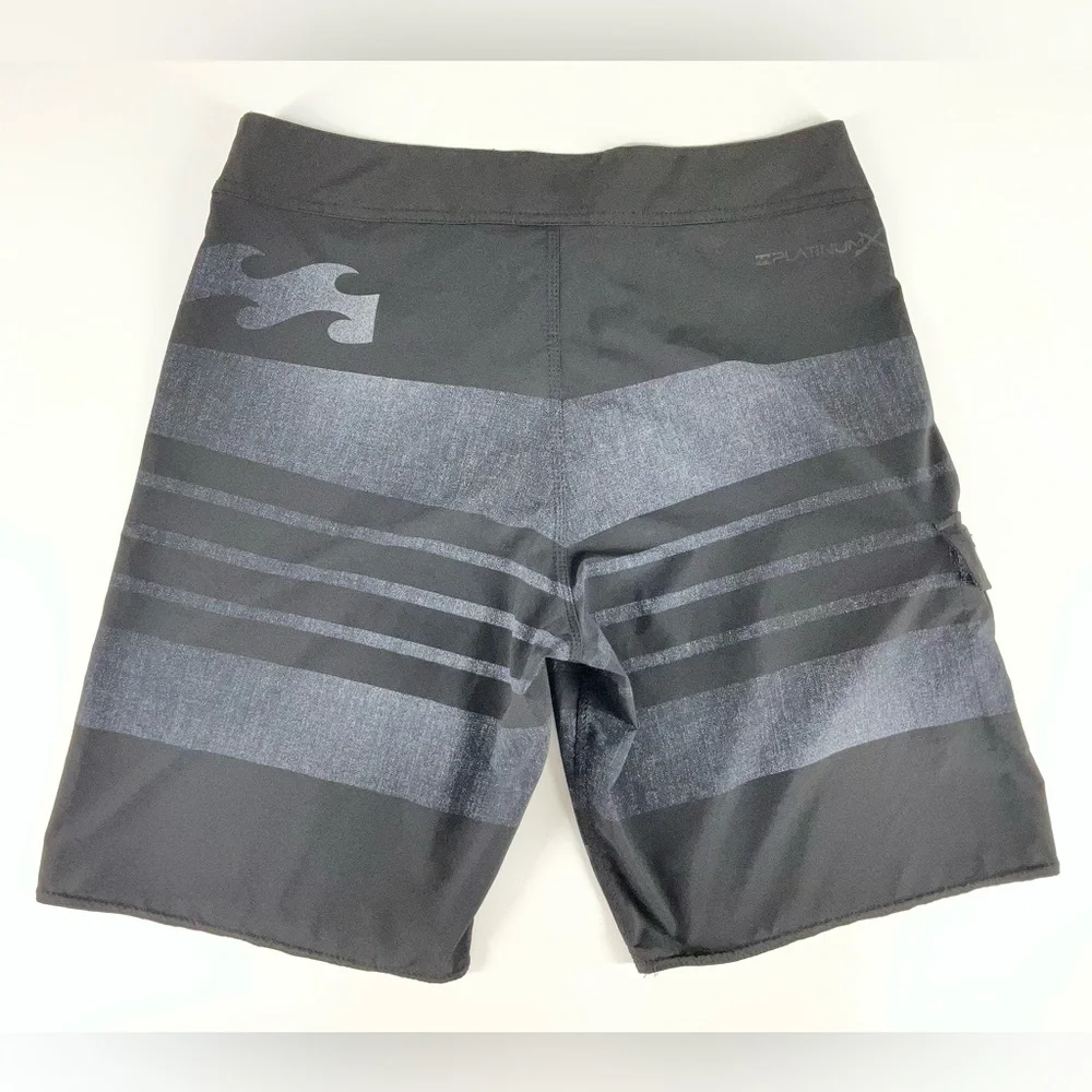 Billabong‎ Platinum Stretch Men's Black and Gray Striped Board Shorts Size 34